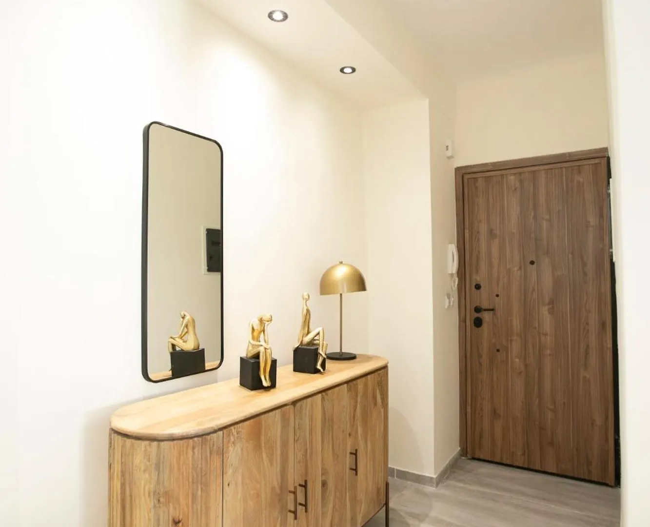 סלוניקי Latomeiou 3 Luxury Apartment