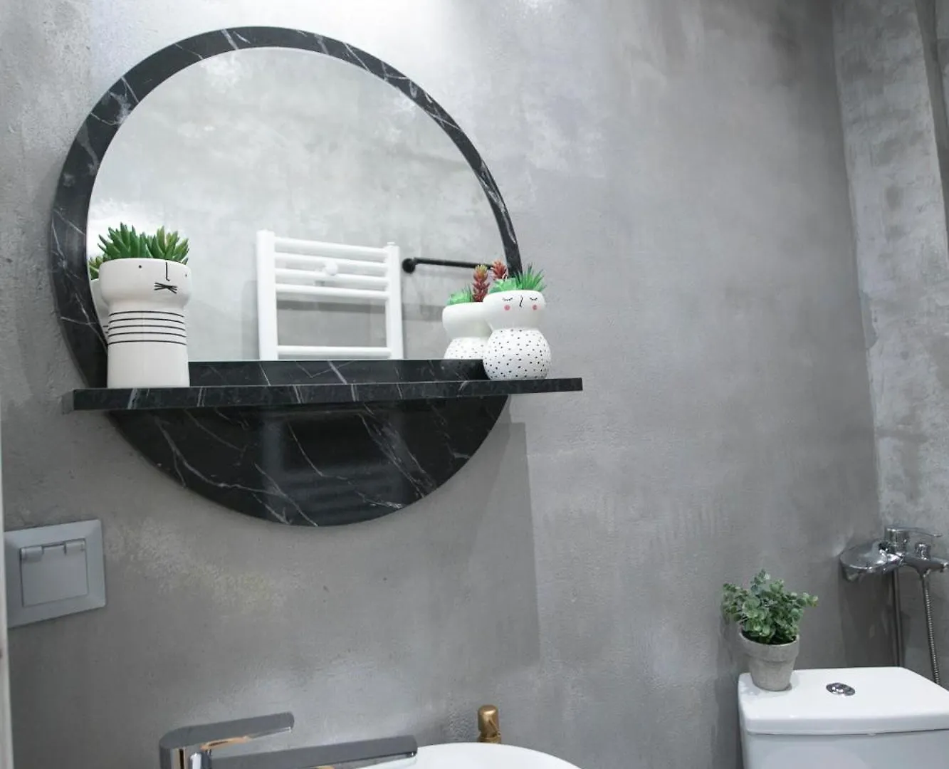 סלוניקי Latomeiou 3 Luxury Apartment