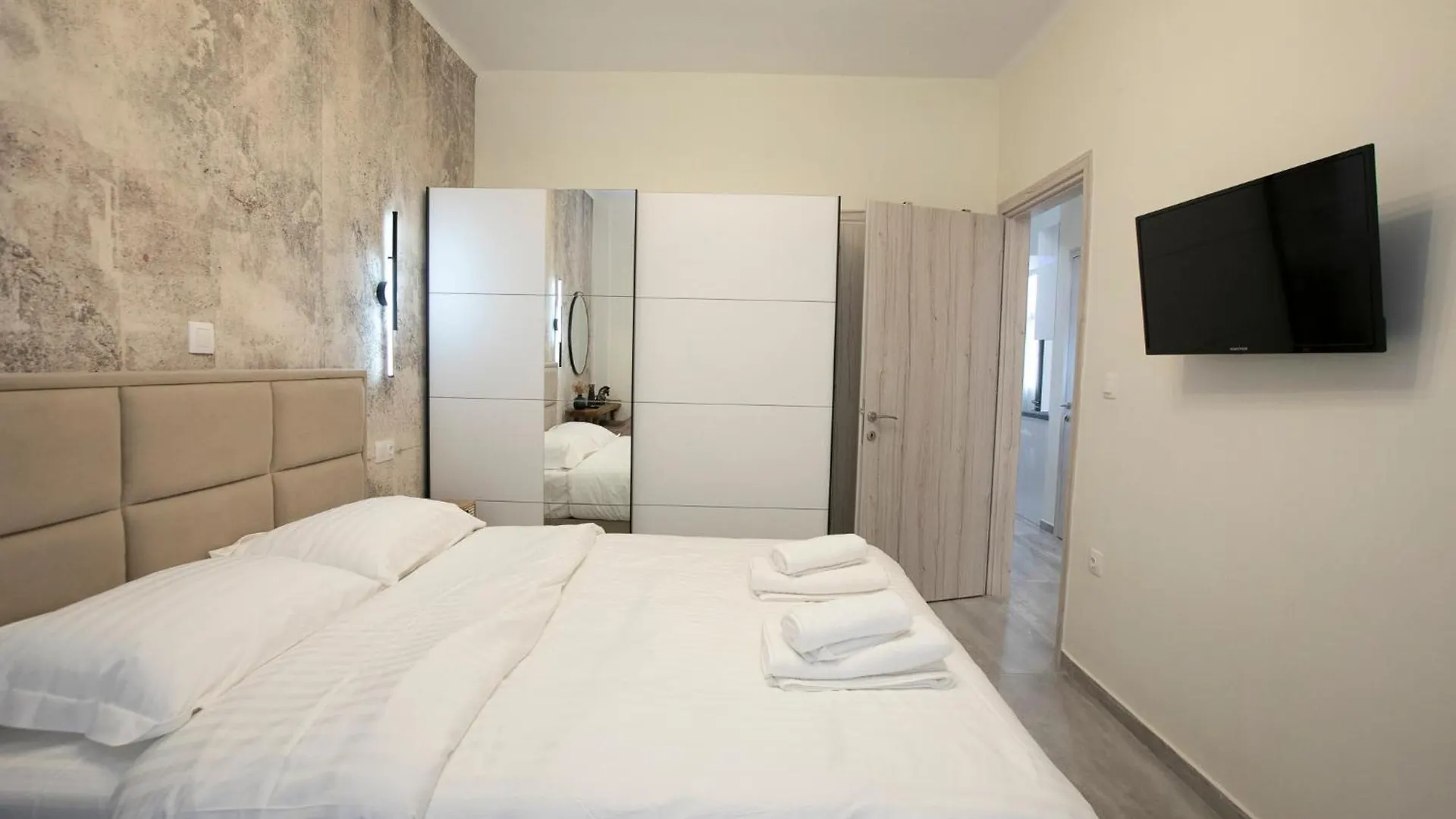 סלוניקי Latomeiou 3 Luxury Apartment